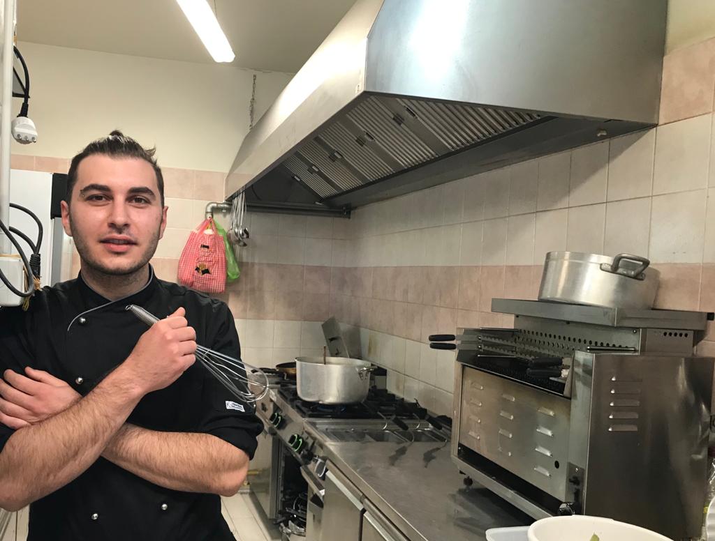Spagna, Germania E Svizzera, Lo Chef Andrea Di Petrillo Torna A Casa Con Il Sogno Di Un Ristorante Tutto Suo All'aquila - Virtù Quotidiane - Il Quotidiano Enogastronomico Abruzzese 776_x_1024_jpg