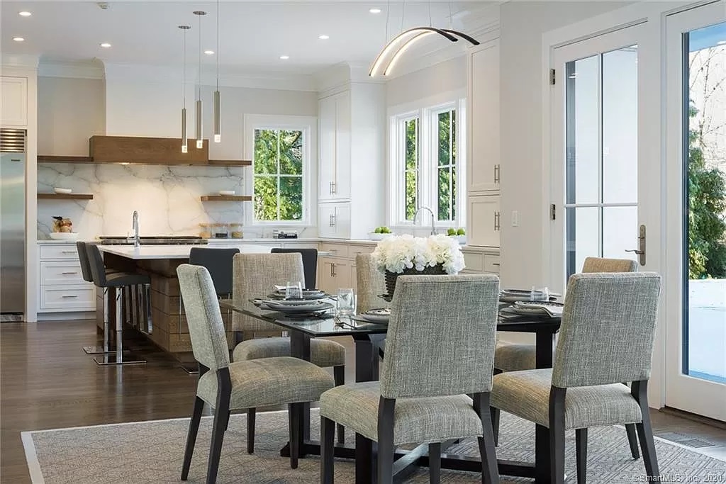 11 Turner Drive Greenwich, CT Vision Development, Ltd.