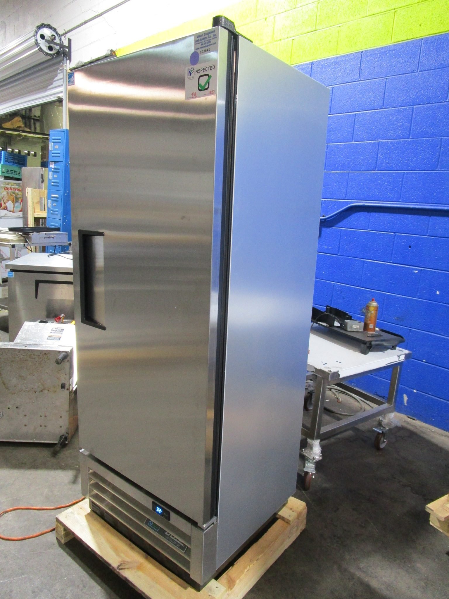 TRUE T12 STAINLESS STEEL ONE DOOR REACH IN REFRIGERATOR COOLER 24 1/5