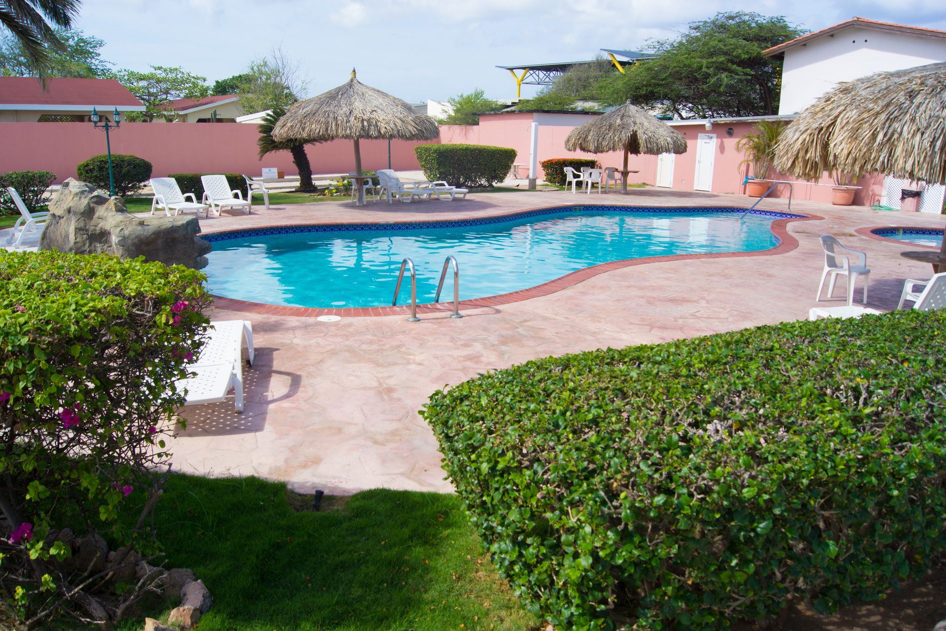 Aruba Sasaki Apartments