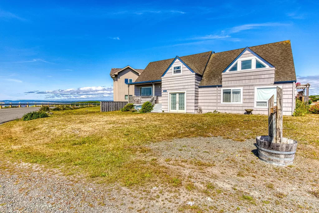 The Captain's House Vacation Rental Bandon, Oregon Coast