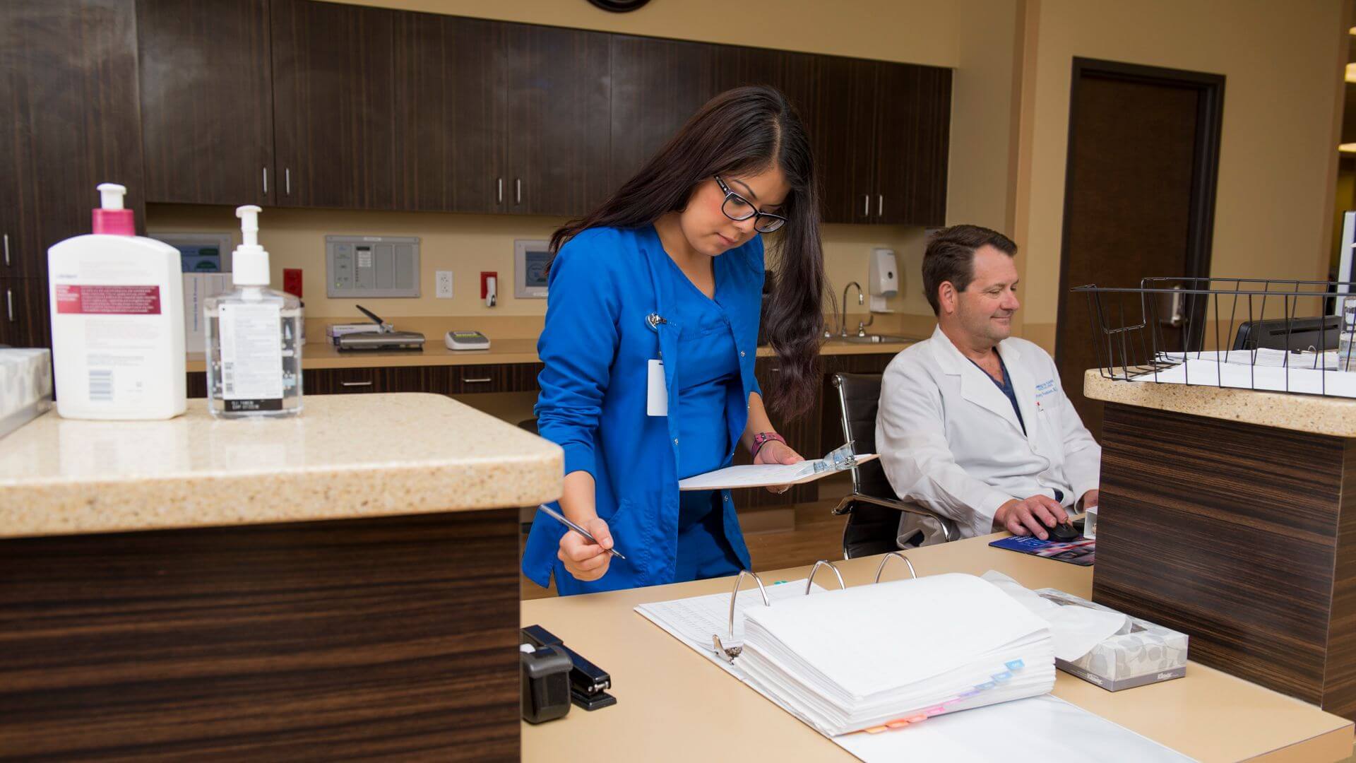 Freestanding Emergency Room Doctors & Nurses Complete Care