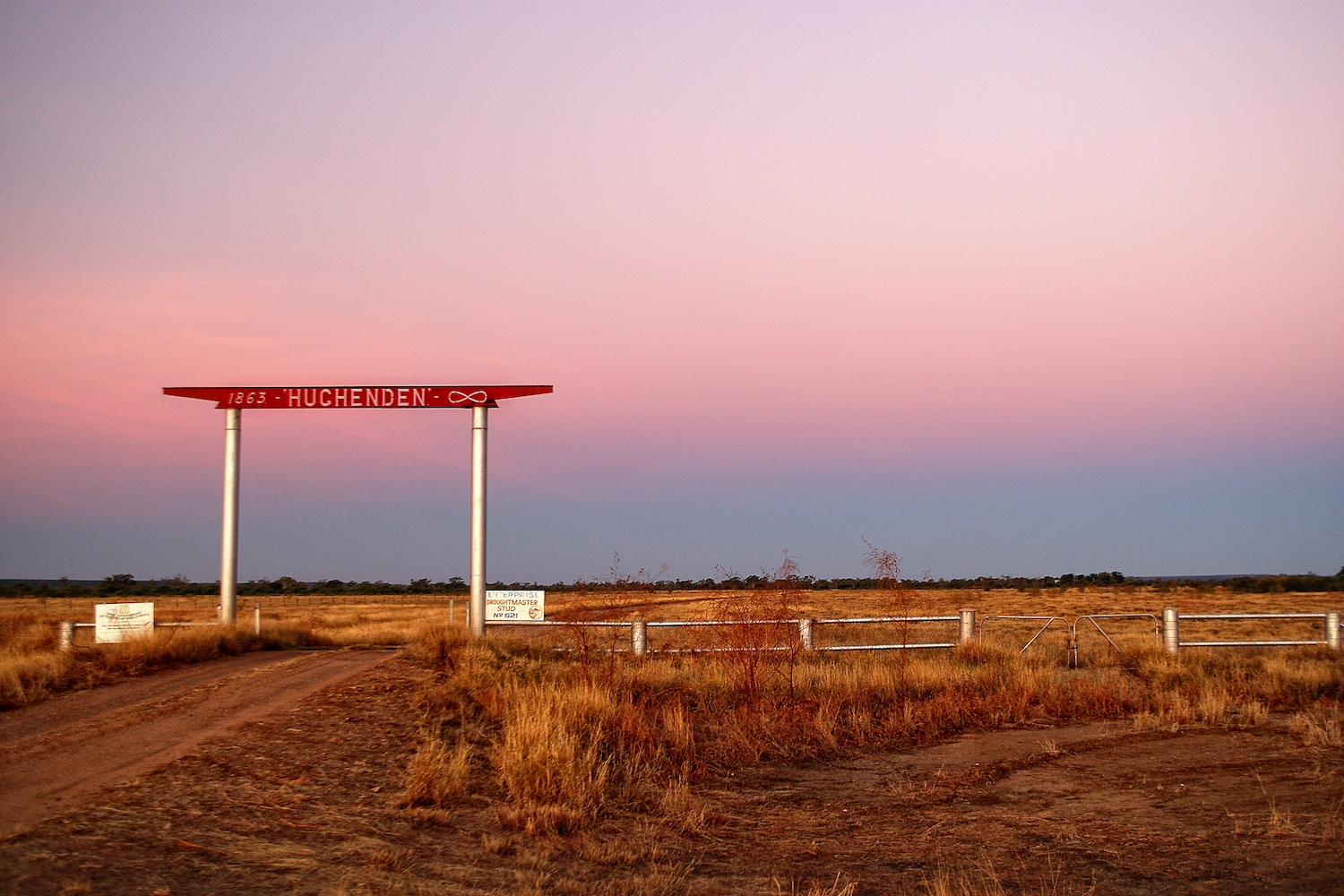 Hughenden Visit Hughenden