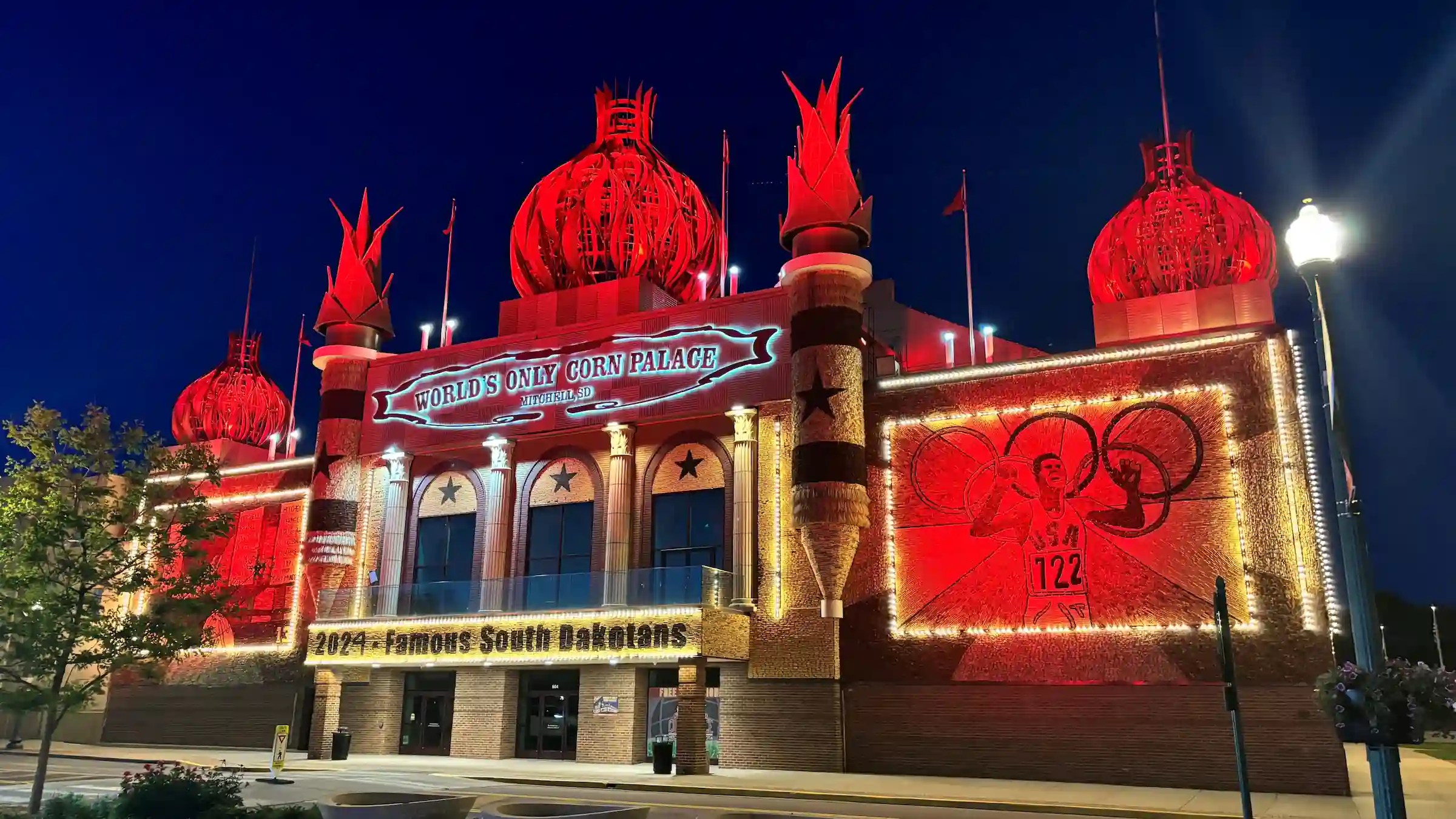 The World’s Only Corn Palace Visit Mitchell South Dakota