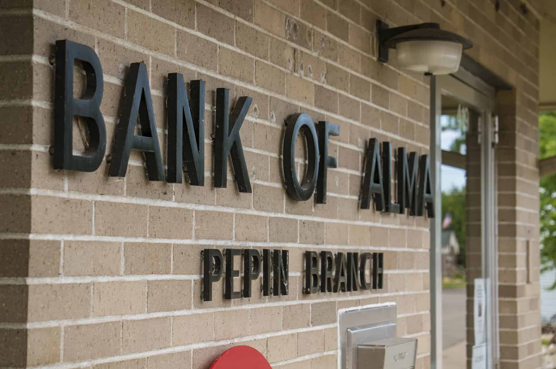 Bank of Alma Visit Pepin