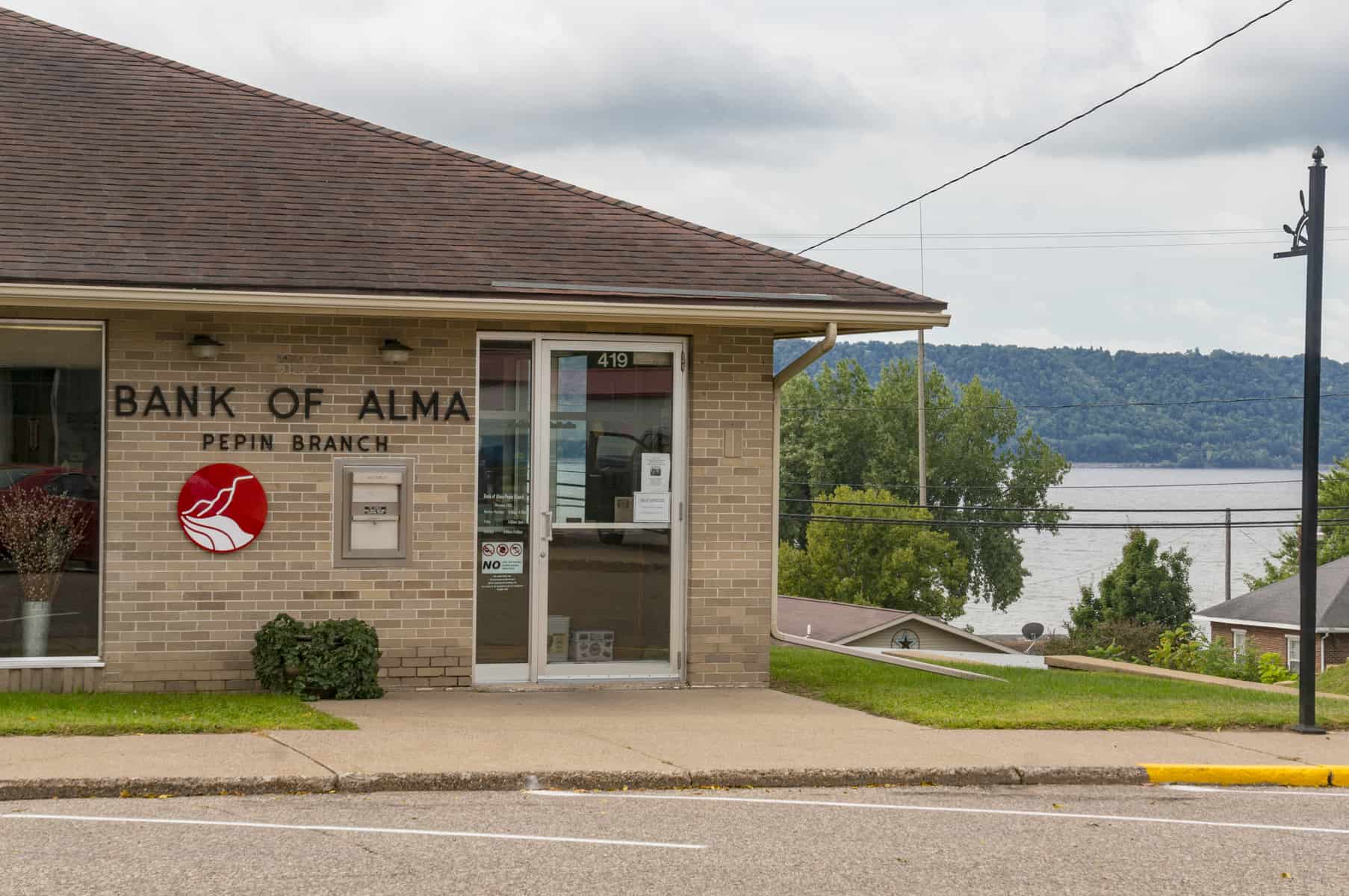 Bank of Alma Visit Pepin