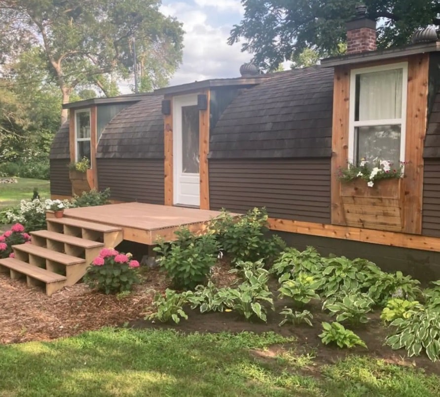 Quonset on the Corner Visit Pepin