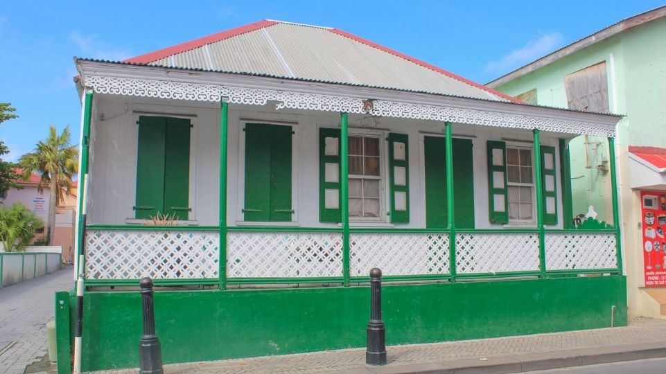 CORNER HOUSE St. Maarten / St. Martin
