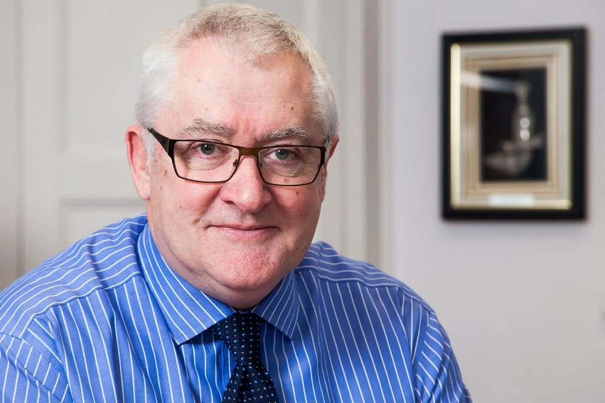 UCLH doctor wins Pregnacare lifetime achievement award from Bliss