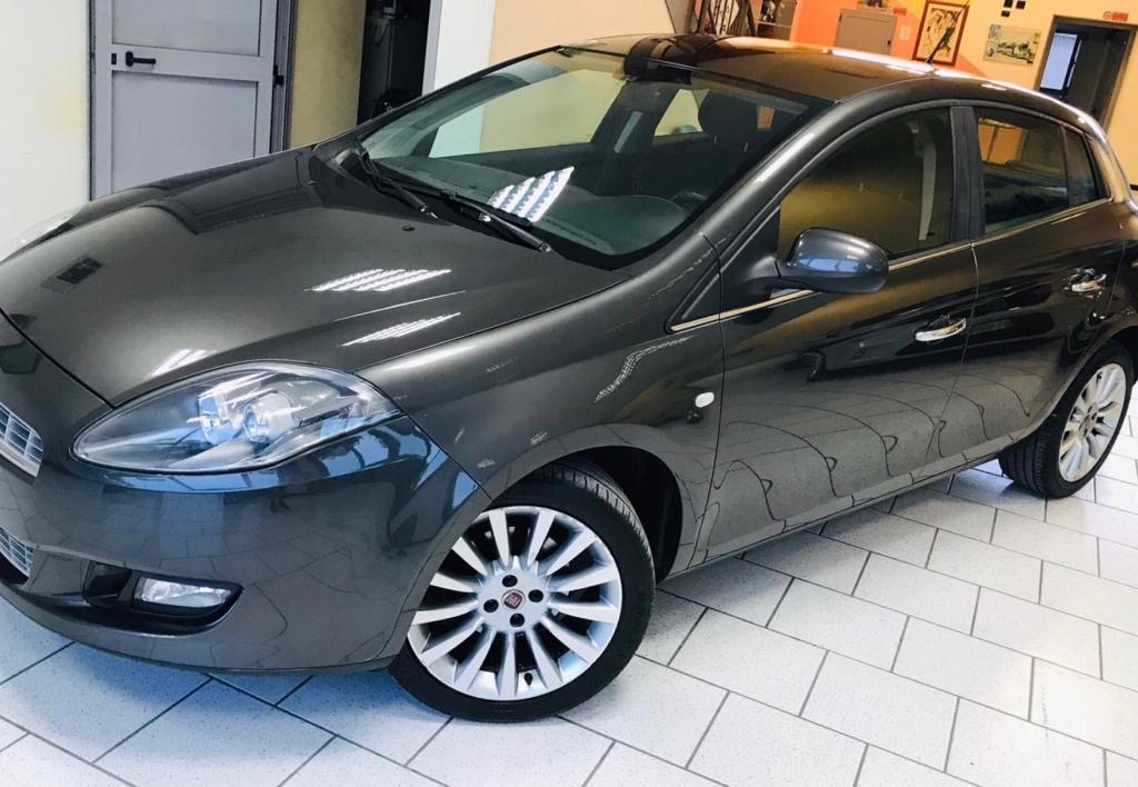 Vitale Auto Snc Acquista Auto Usate ad Altamura