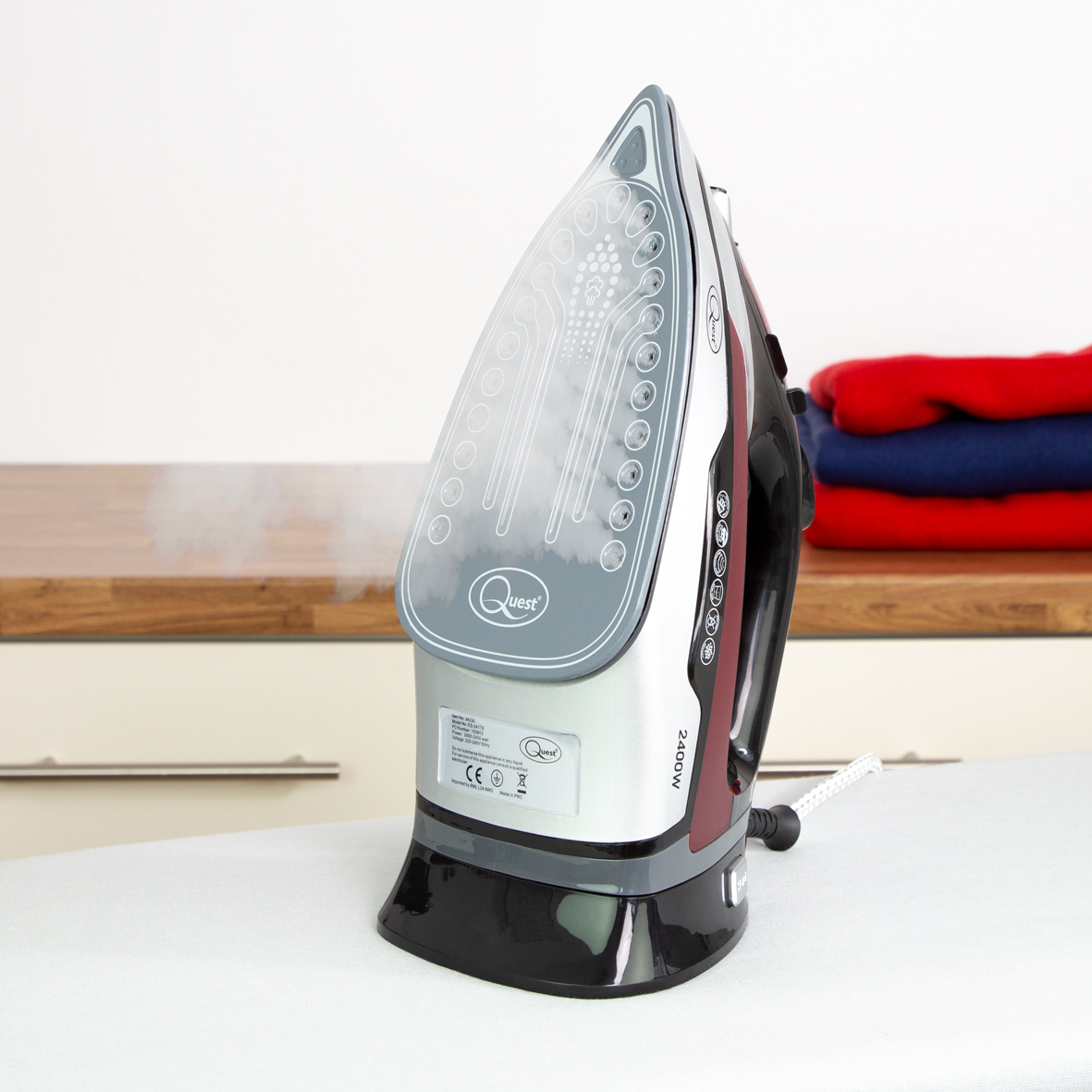 Quest 2400w Cordless Steam Iron Fast Heating Self Cleaning Ceramic