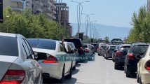 Fundjava me trafik të rënduar, probleme me qarkullimin në Vlorë