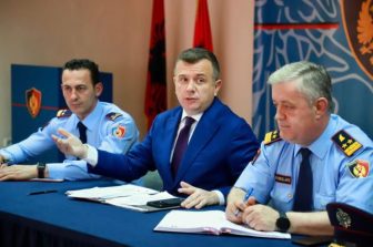 Krimi që tronditi Memaliajn, ministri Balla mbledh strukturat e policisë në këtë zonë, çfarë u diskutua