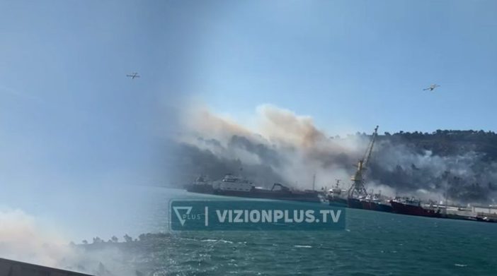 VIDEO/ Mbërrijnë avionët Canadair, vijon puna për shuarjen e flakëve në Shëngjin