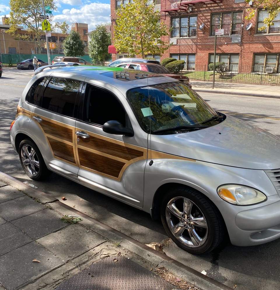 A Mystery Car is up for Grabs on Church Ave BKReader