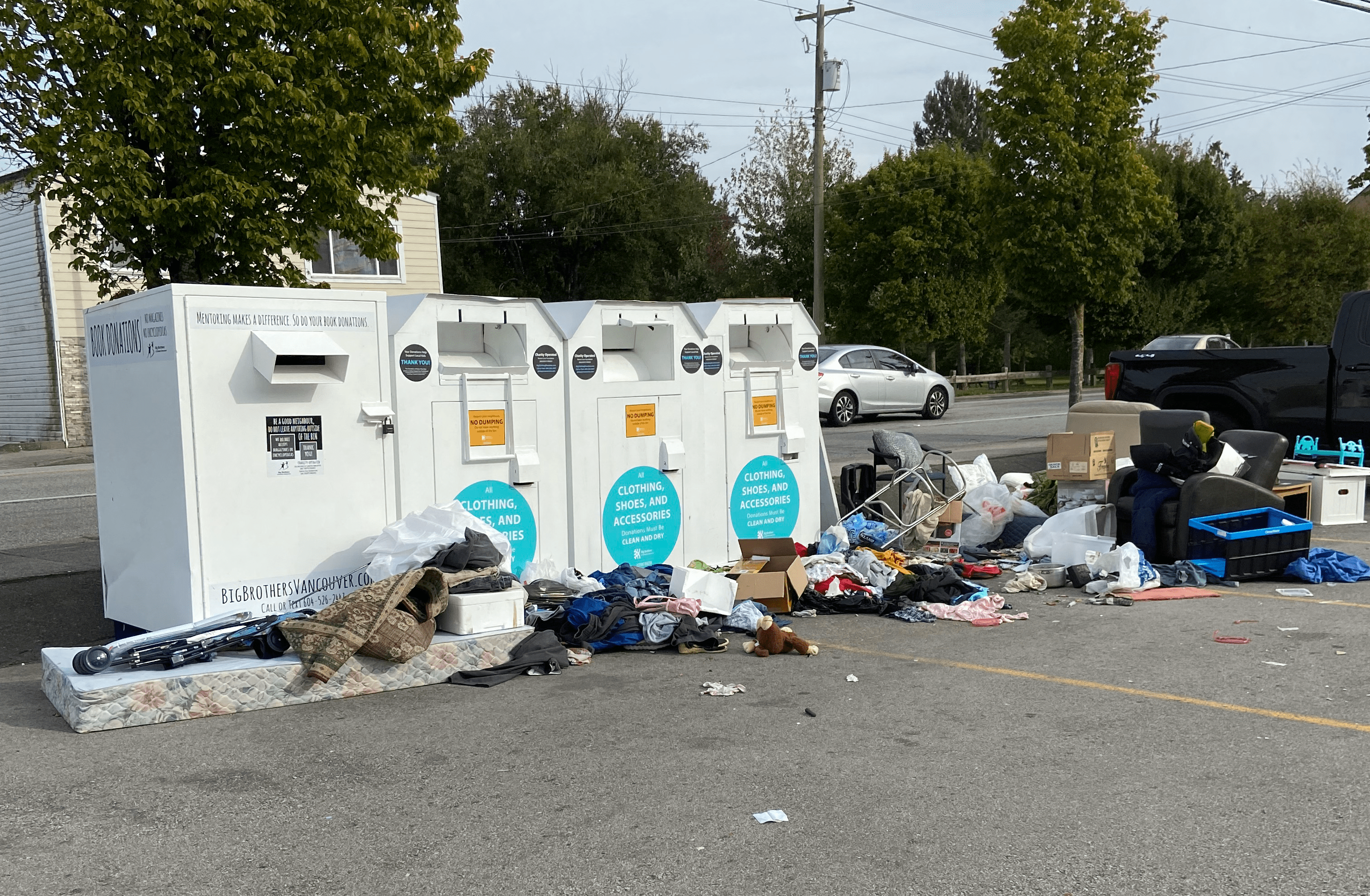 Garbage dump at Richmond donation bins an 'eyesore' Richmond News