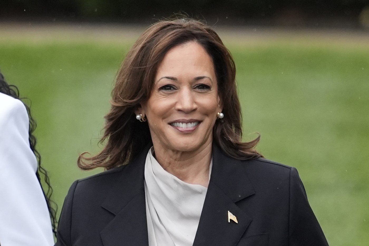 Harris could the first female president after years of breaking(03)