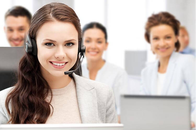 10 Customer Service Skills For The Savvy Call Center Agent | Vocalcom 500_x_750_jpg