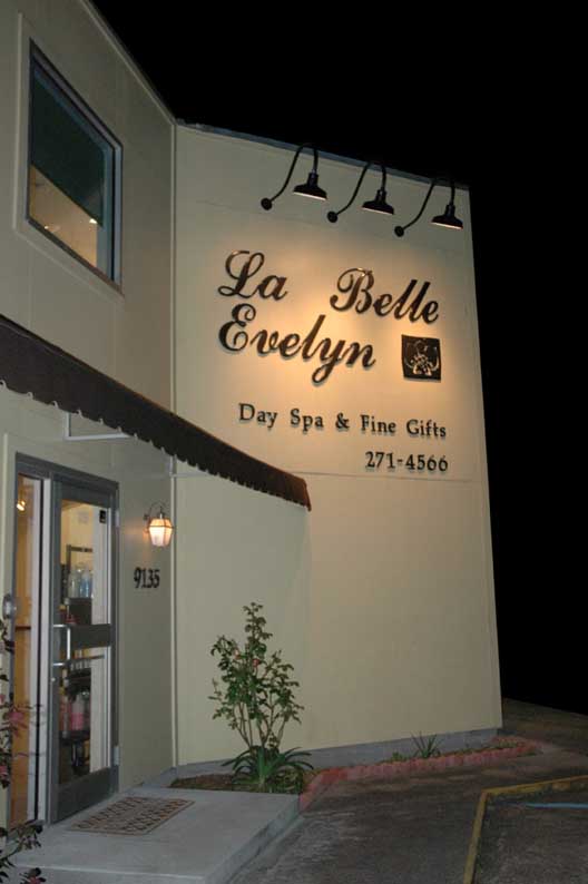 Volume Zero [La Belle Evelyn Day Spa]