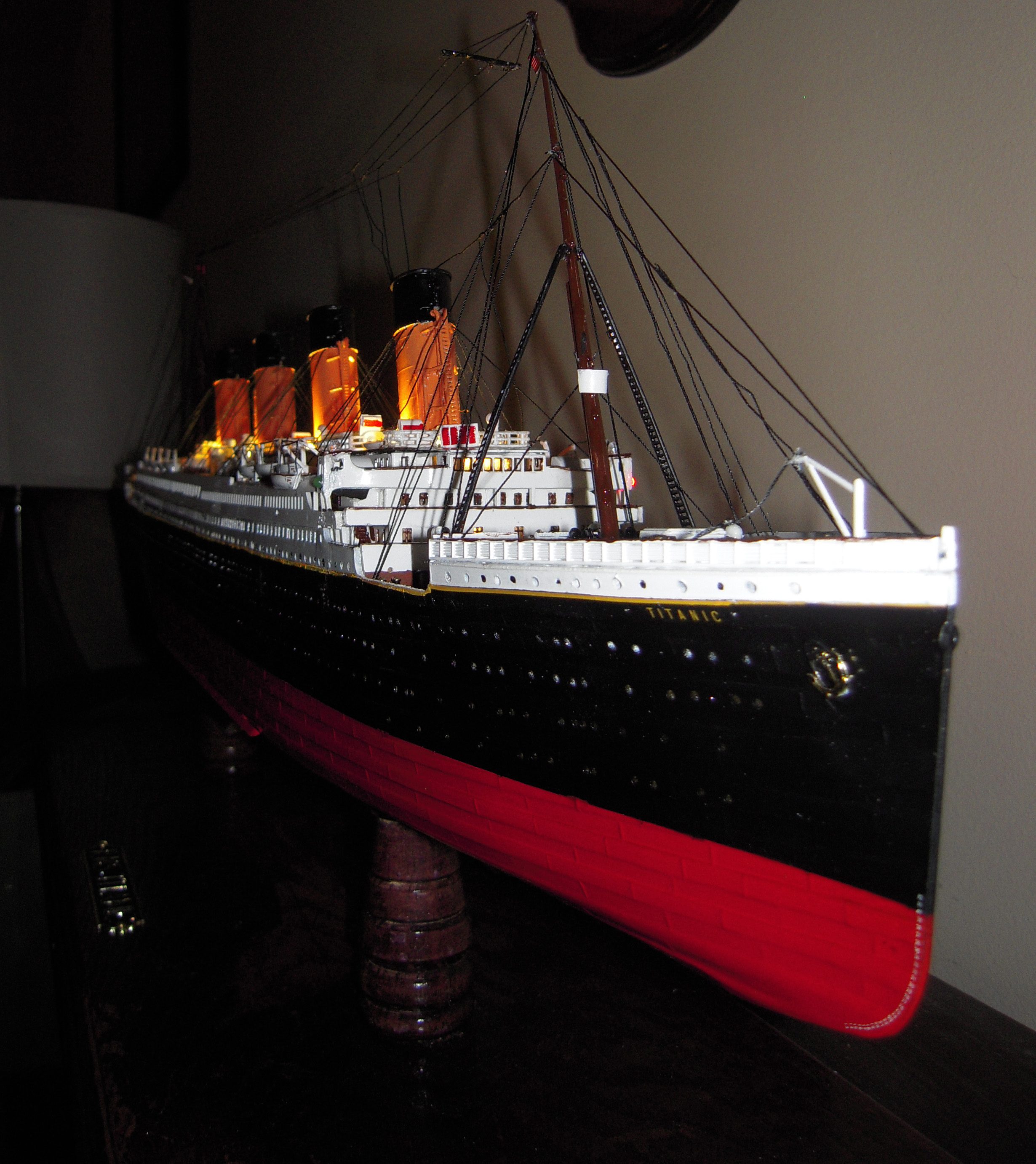 Titanic Model Lighting Kit