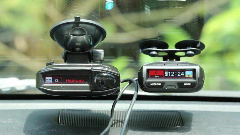 Uniden R3 Vs. Escort Max360: Which Radar Detector Is Best? - Vortex Radar