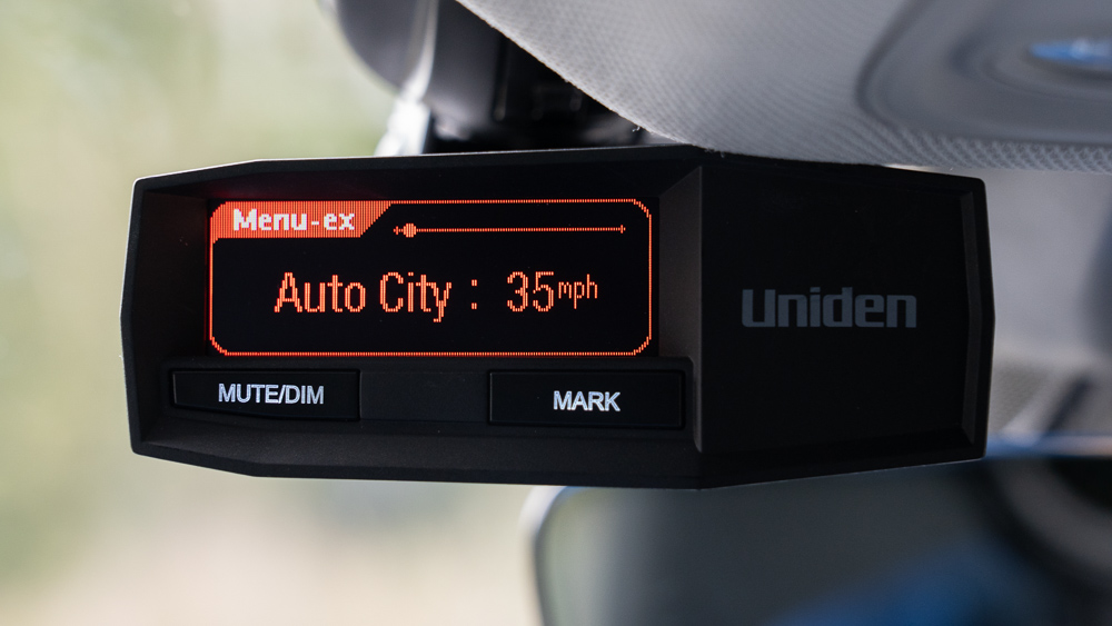 How to Set Up and Configure your Uniden R8 Radar Detector