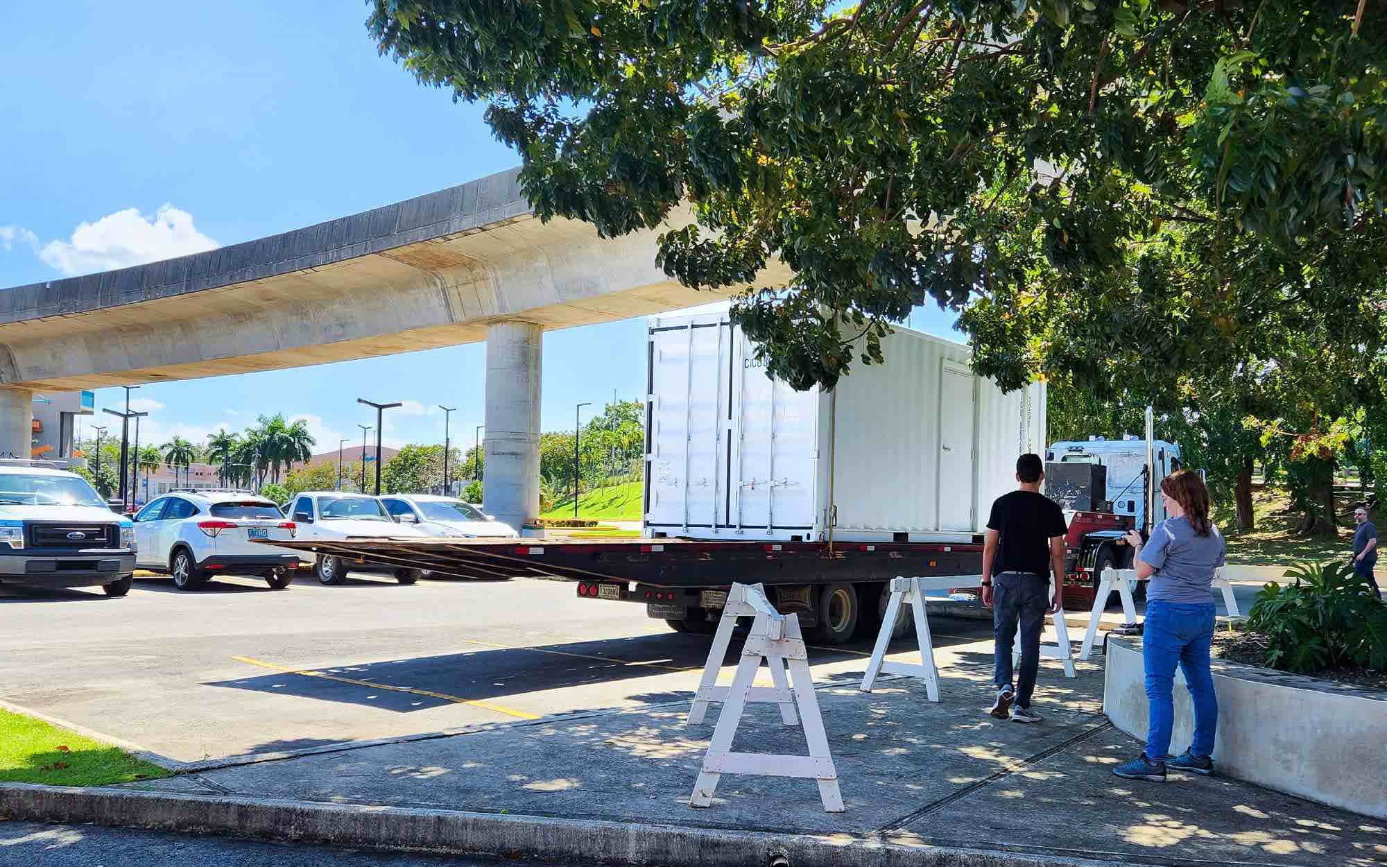 re3D delivers first Gigalab to Engine4 in Puerto Rico