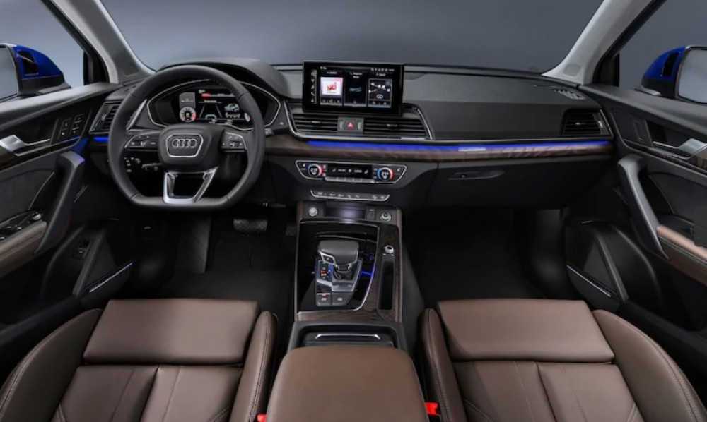 Q5 Sportback 45 TFSI Quattro STronic Premium Plus (2021) VTec Asia Automobile