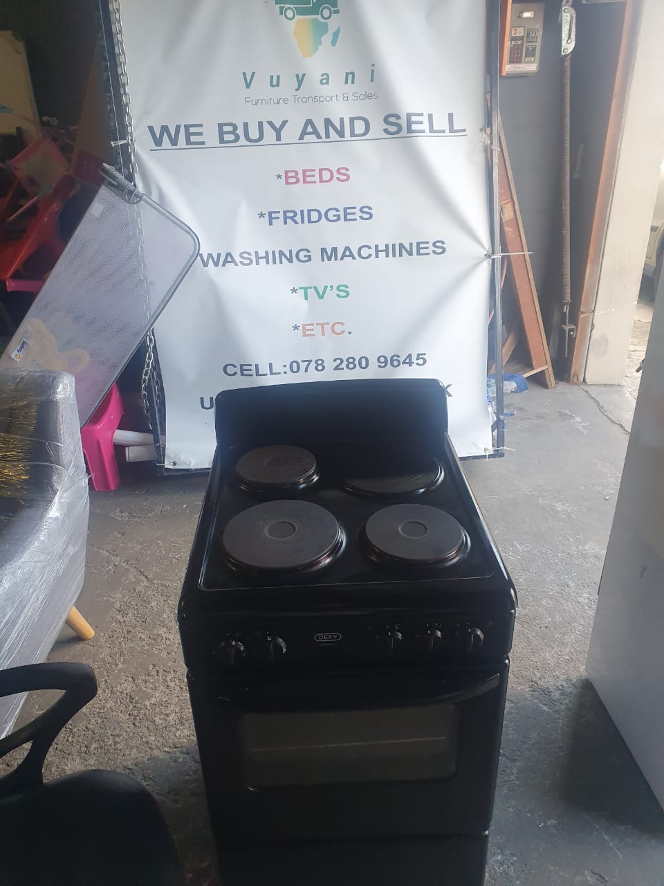 Defy 3plate stove. Vuyani Furniture Transport & Sales