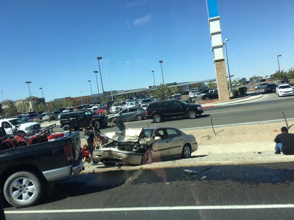 Two Injured in Sunday Afternoon Crash on SB15 Freeway