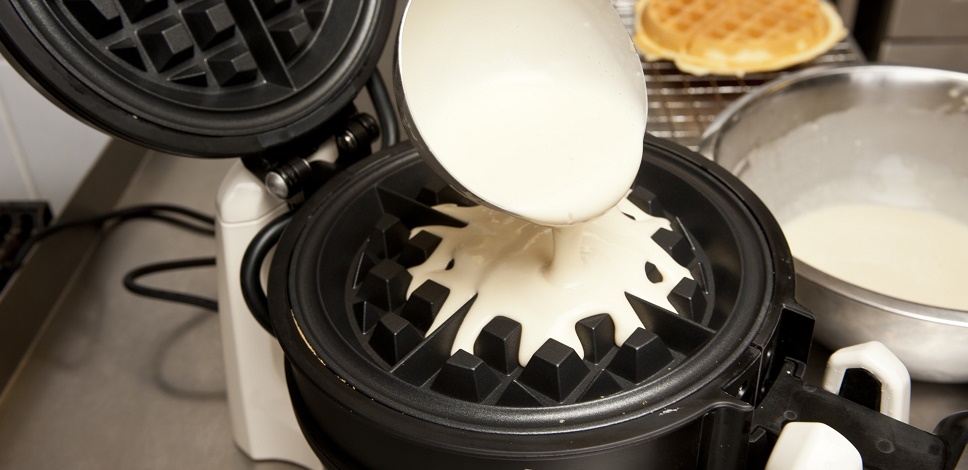 How to Use a Waffle Maker: A Step-by-Step Guide - Waffle Maker Master