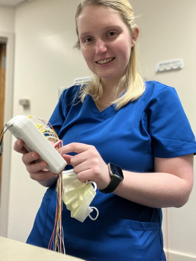 Tara O’Connor On Navigating College and Careers With Narcolepsy Wake