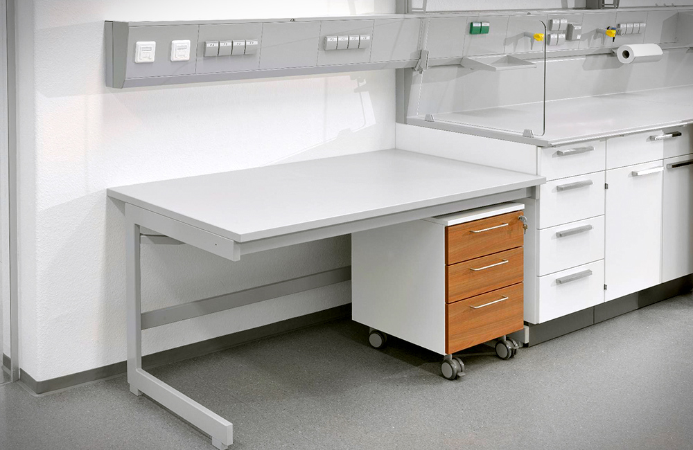 Laboratory furniture Waldner Global Customer Service