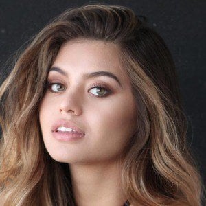 Sofia Jamora [Model] Wiki, Net Worth, Biography, Age, Boyfriend