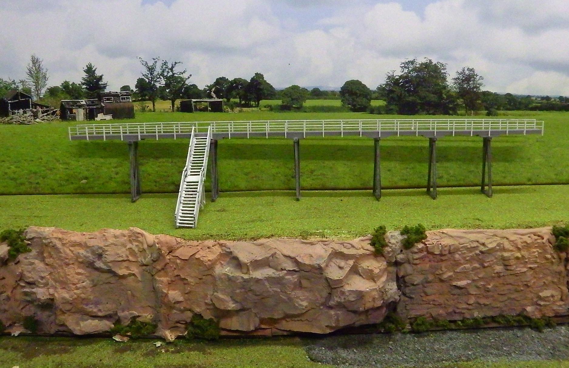 Bombala Footbridge level crossing HO Scale (KIT) Walker Models