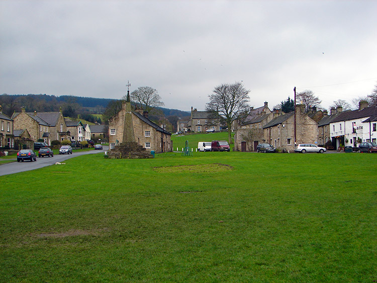 West Burton and Aysgarth Falls Waterfalls Walk