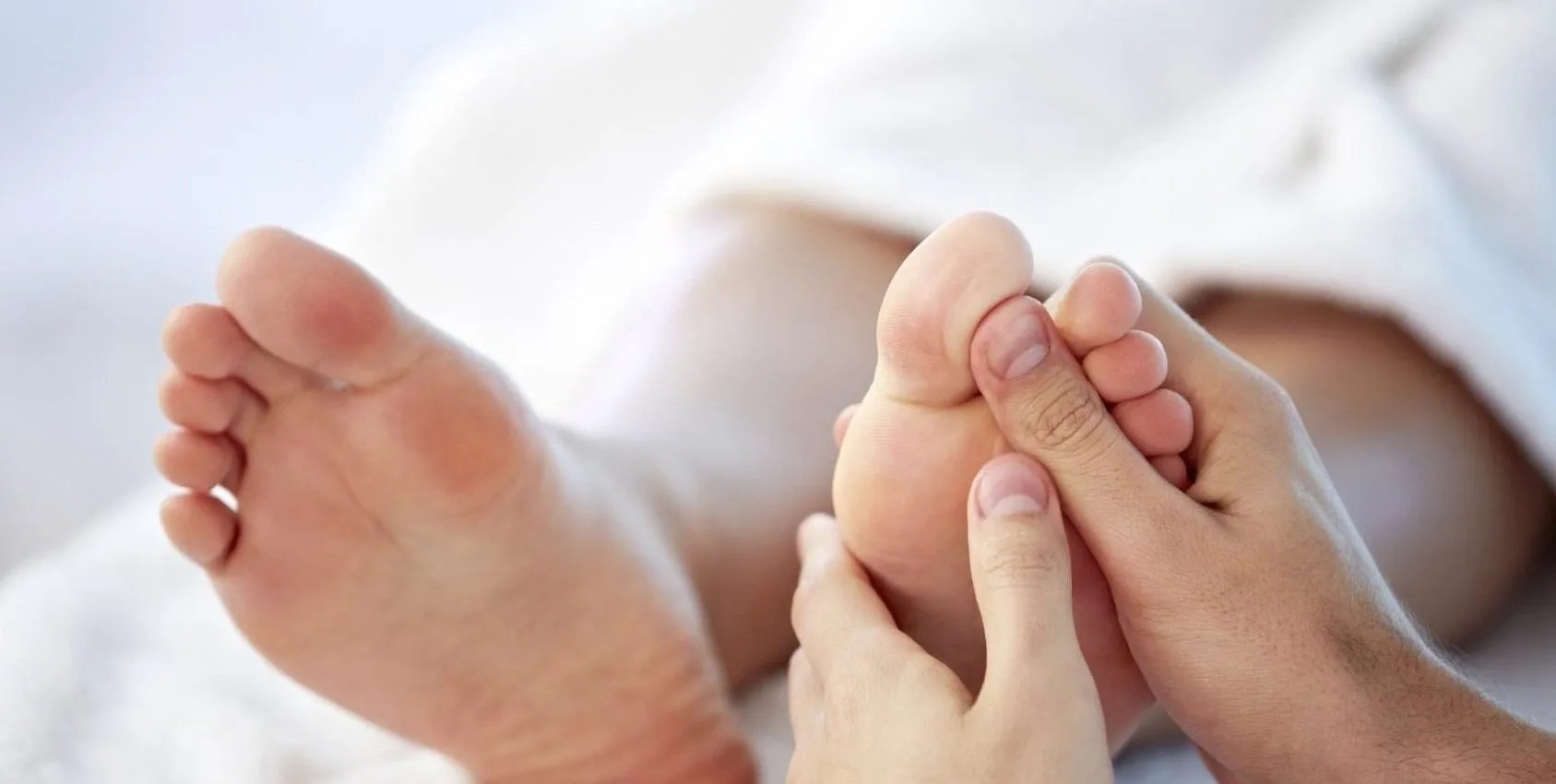Forefoot Pain or Ball of Foot pain Walk On Podiatry