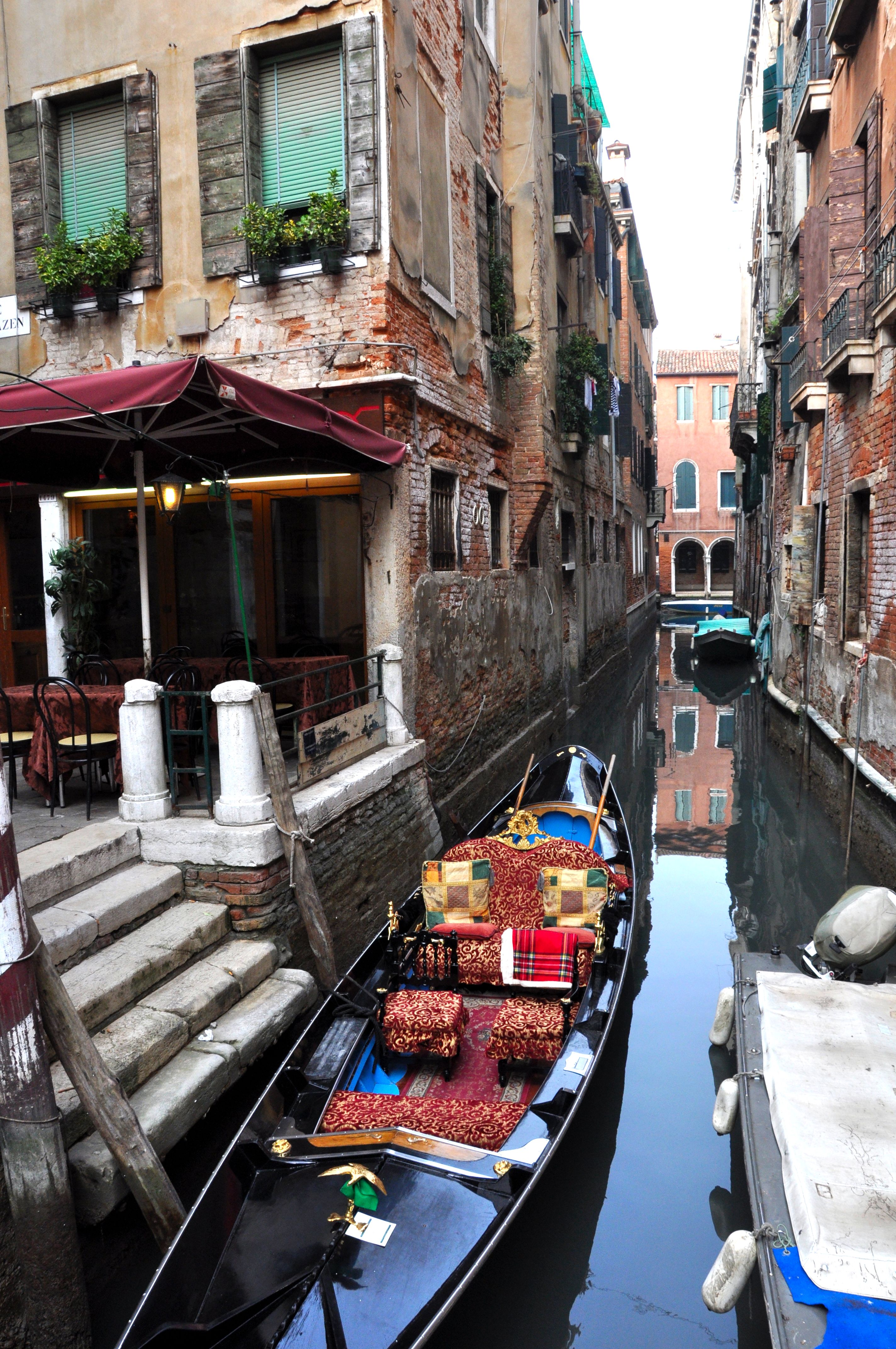 Venice Gondolas and How to Take One Italy Blog Walks of Italy