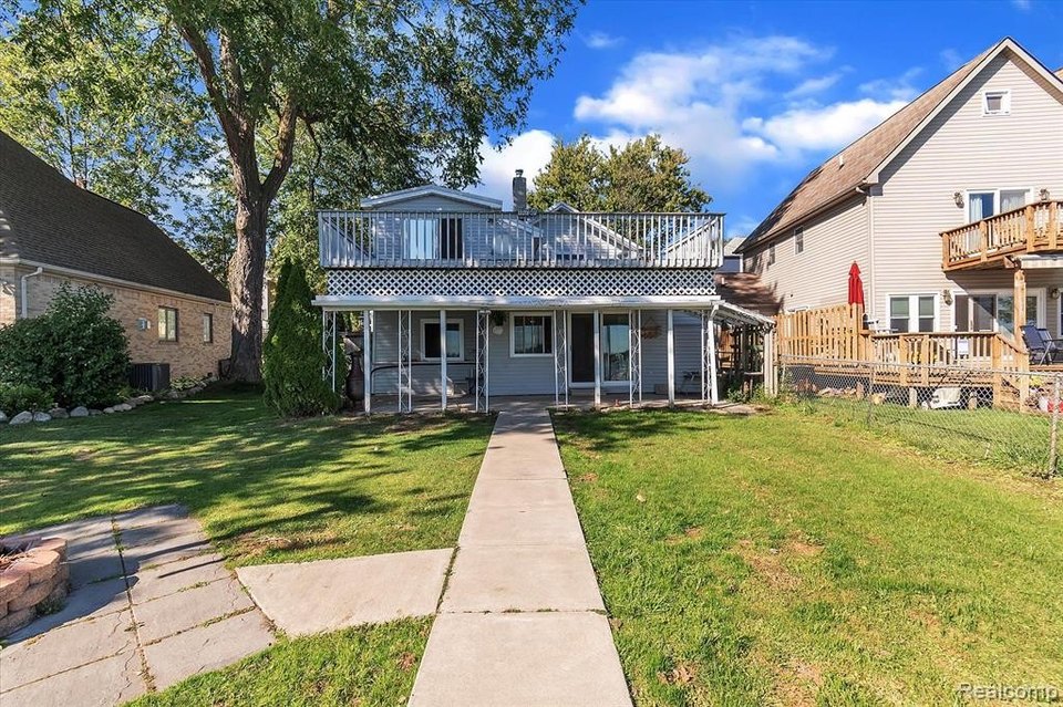 Discover Your Dream Home Homes for Sale in Whitmore Lake WallEbuilders