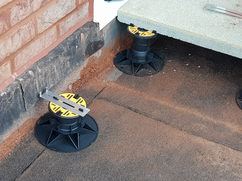 Paving pedestals, South London Wallbarn