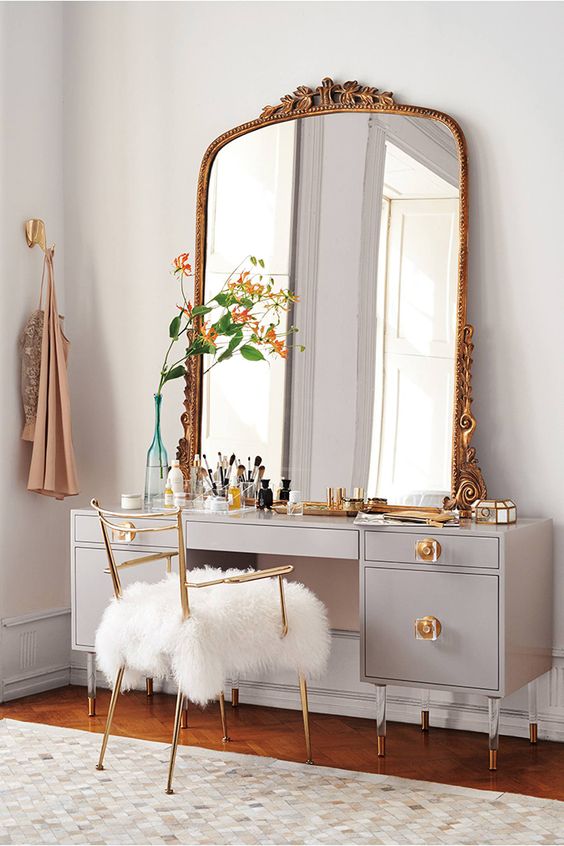 Where to Place Different Types of Mirrors In Your Home