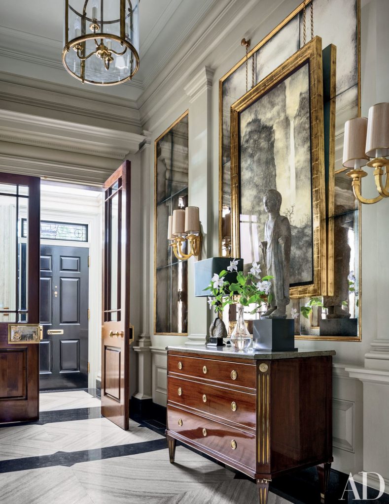 13 Astonishing Foyer Mirrors for a Home