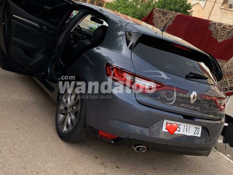 RENAULT Mégane 2018 Diesel Occasion Meknès Maroc - wandaloo.com