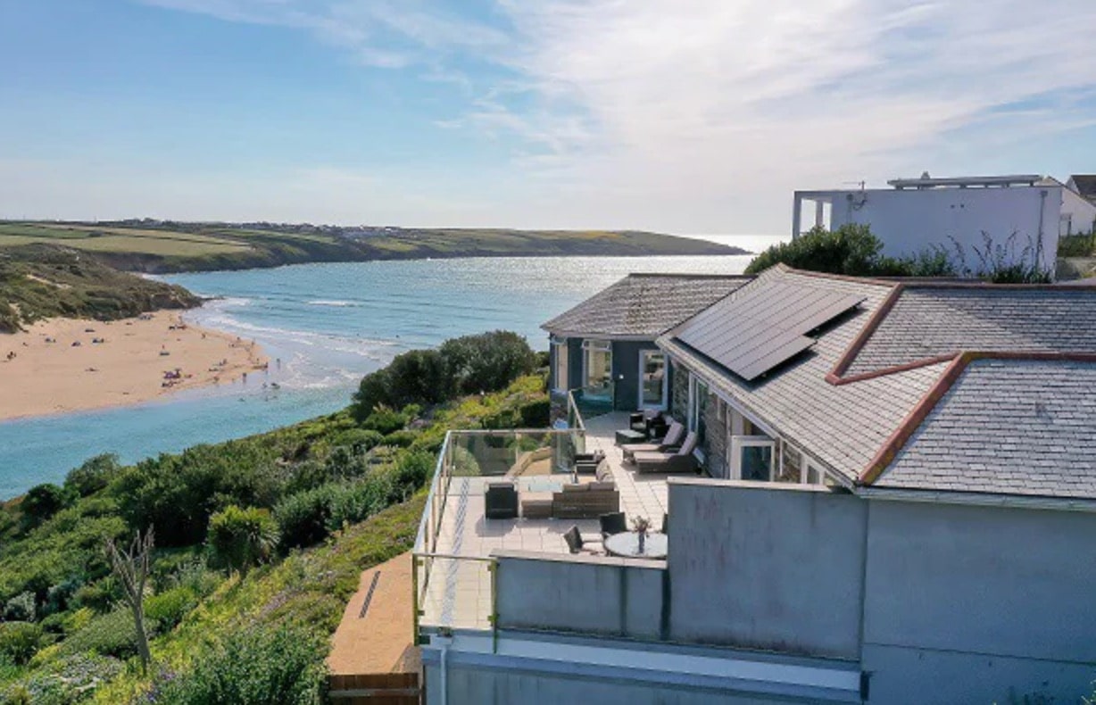 7 Large Holiday Homes In Cornwall Perfect For Big Groups (2021 Guide)