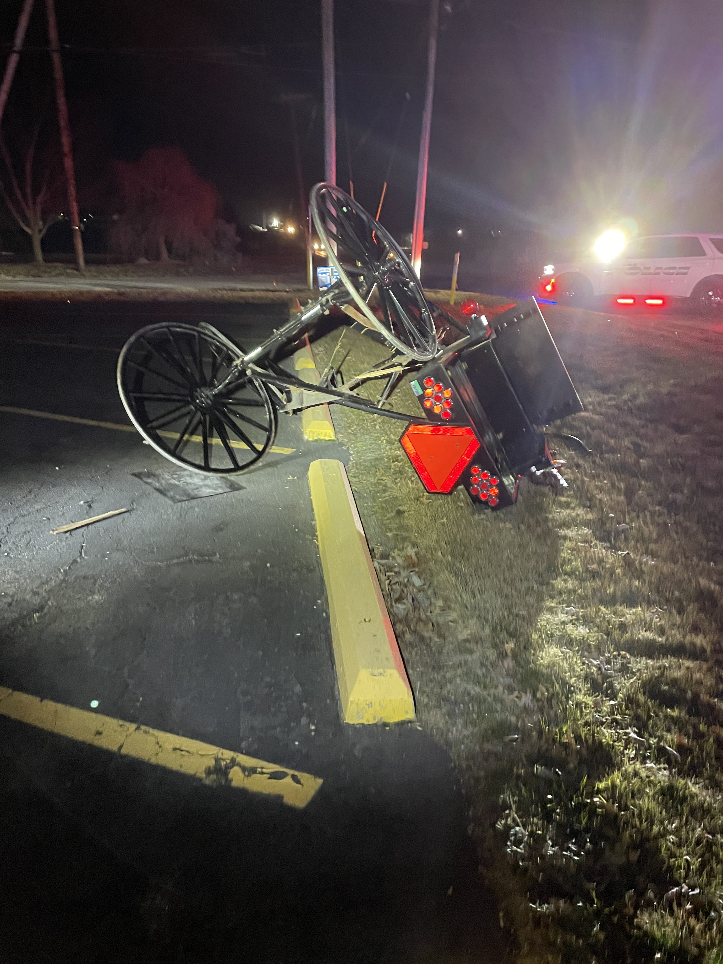 Buggy crashes into semi on US 27; 19yearold hurt WANE 15