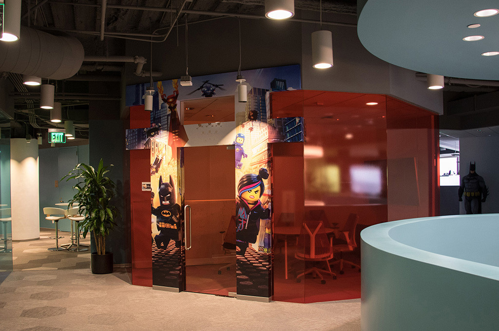Warner Bros. Design Studio DC COMICS Corporate Office