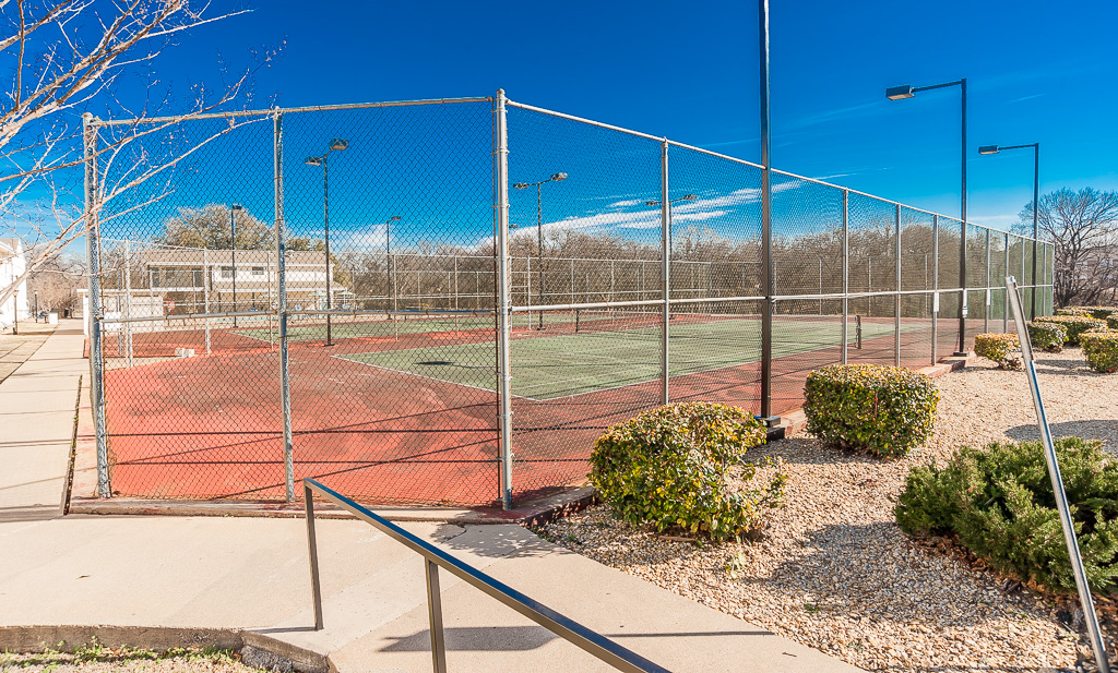 Acacia WARREN PROPERTIES