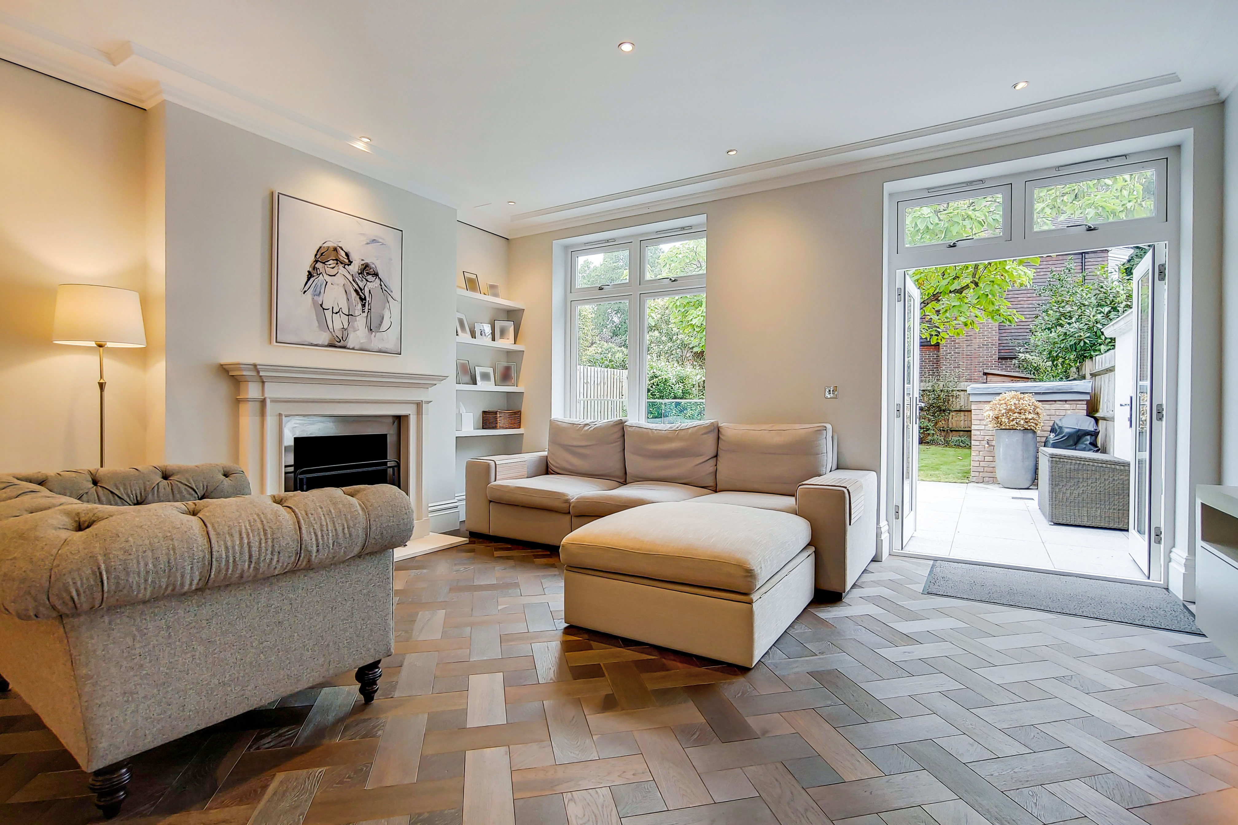 Warren Putney Dover Park Drive London, SW15 Sold