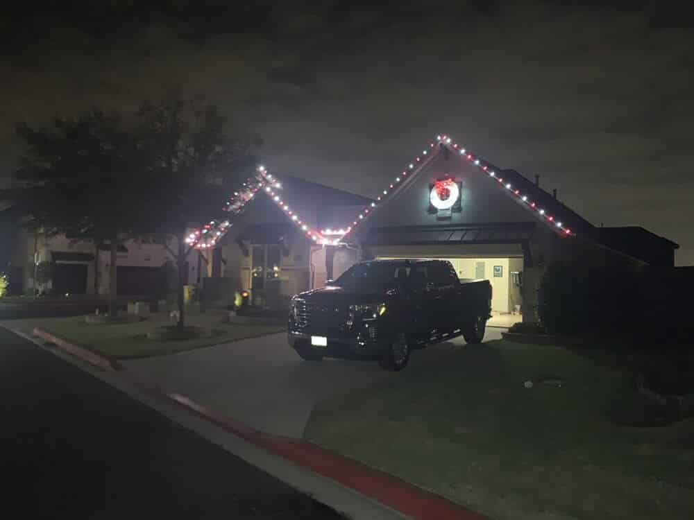 1 Christmas Lights Installation in Austin, TX Affordable + Insured