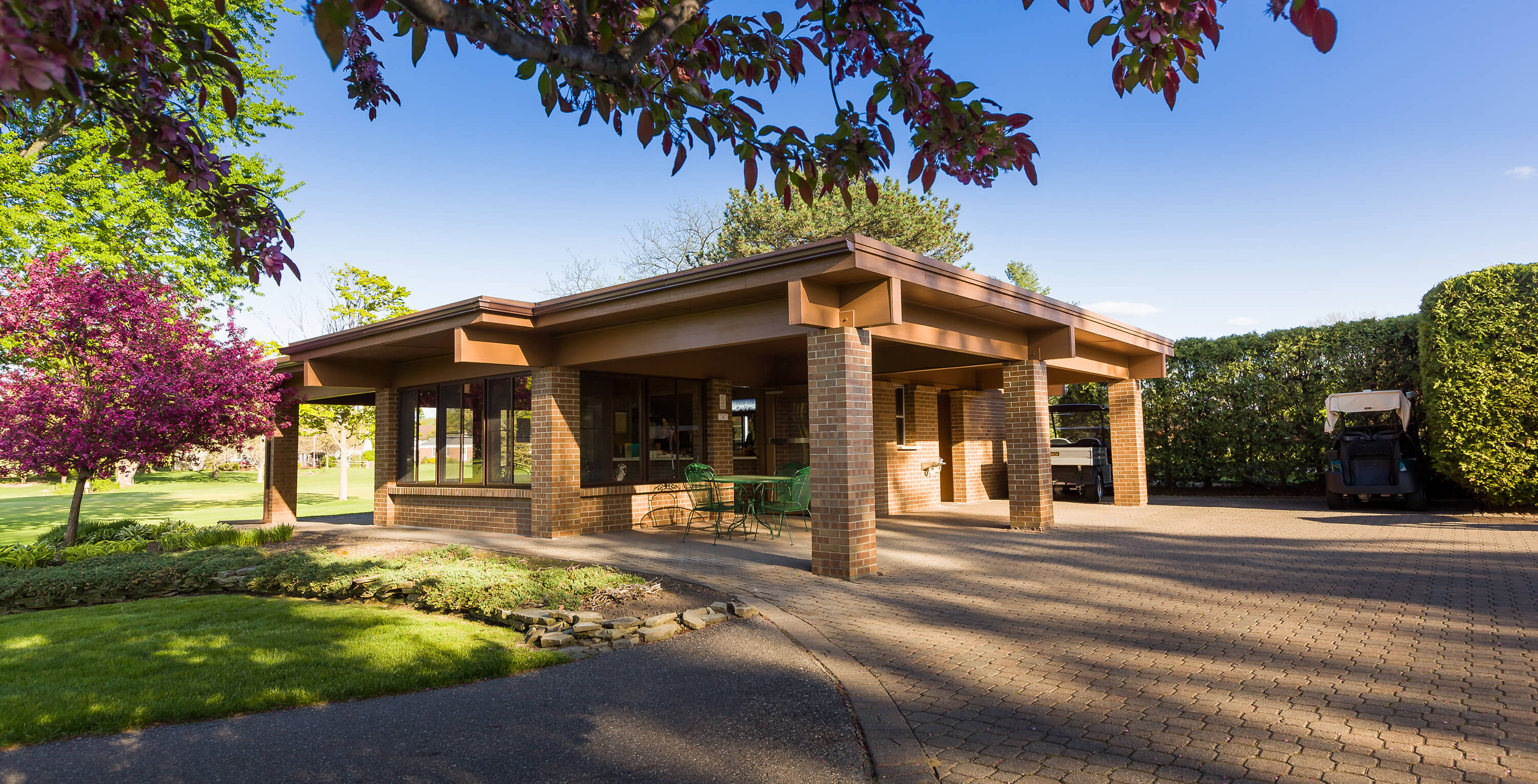 Warwick Hills Golf & Country Club Home Page